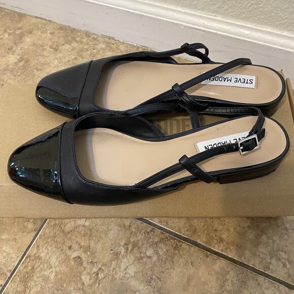 Steve Madden Women's Belinda-R Slingback Flats Black Square Cap Toe Size 8 - Picture 1 of 5